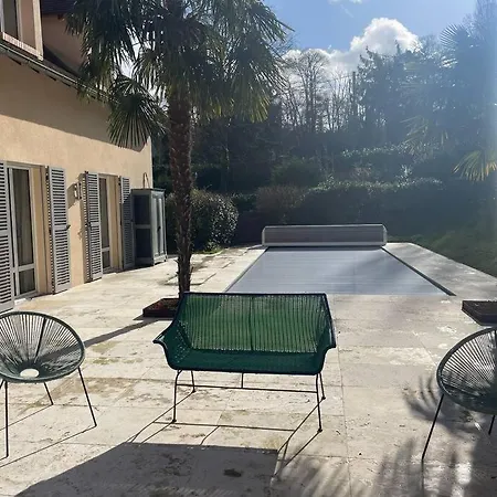 Вилла Grande Maison Familiale -12 Pers